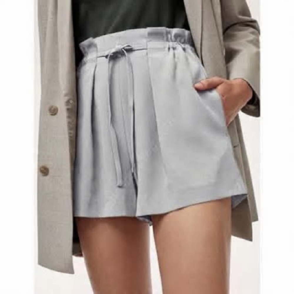 Babaton High Waist Salim Shorts in Light Grey (Like New)